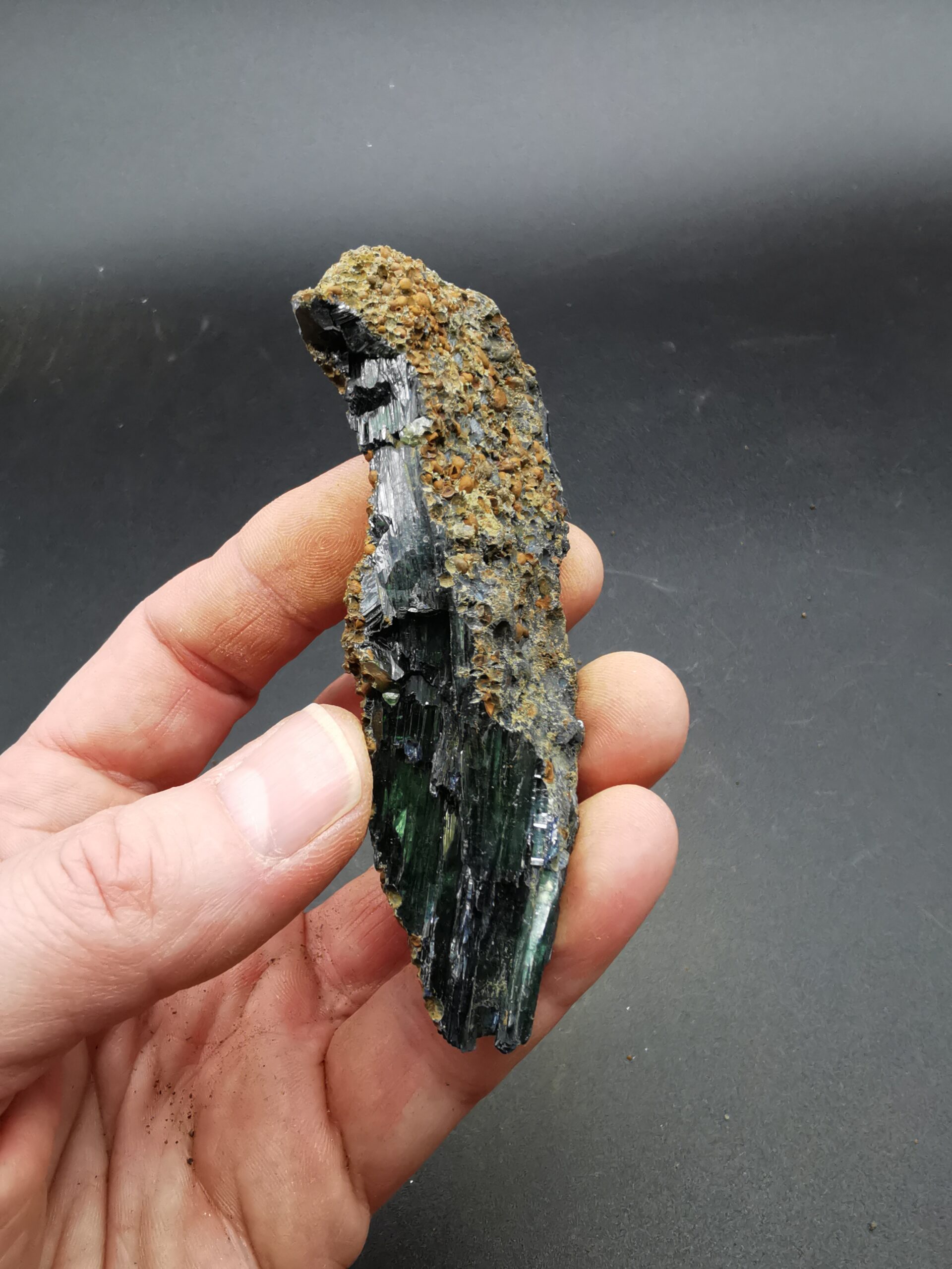 Vivianite - 25 - Image 4